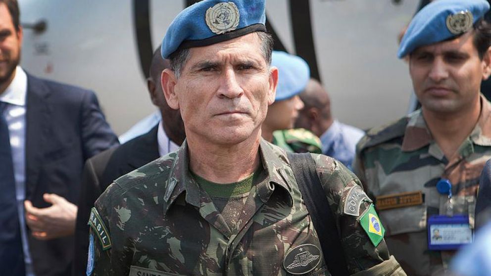 Bolsonaro nombró a otro militar como su futuro ministro de gobierno