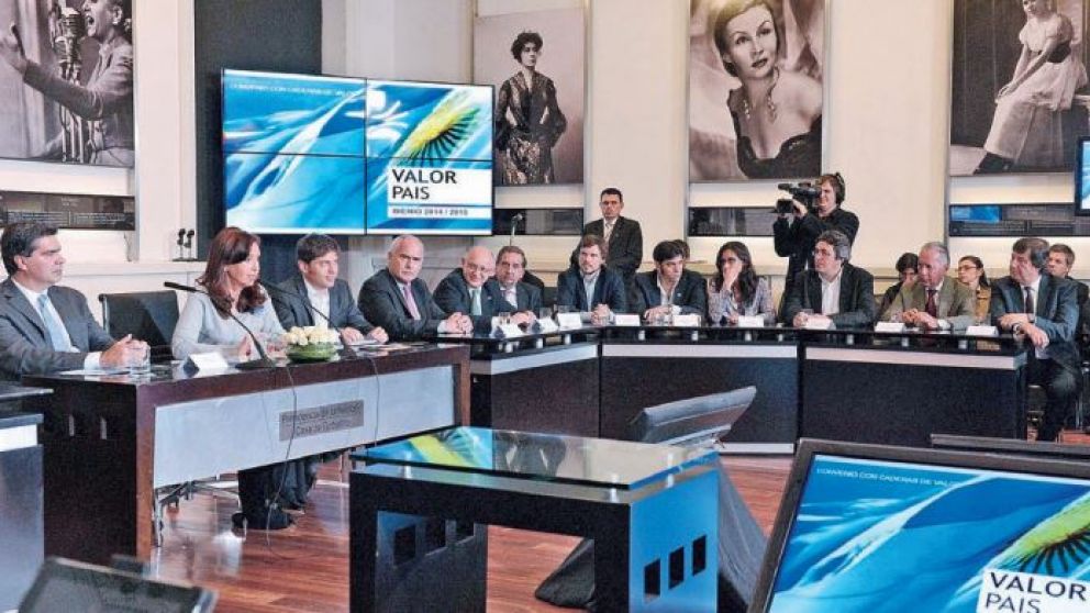 Cristina Kirchner y Axel Kicillof, otra vez mirados por empresarios y banqueros, como cuando eran gobierno