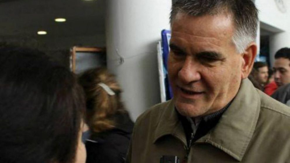 Castagneto es uno de los autores de la iniciativa