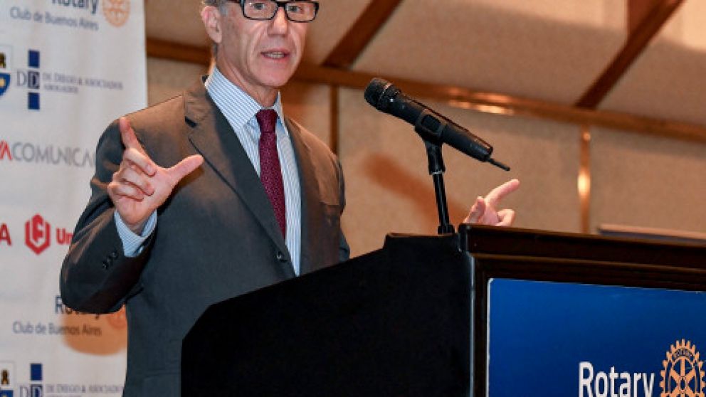 Rosenkrantz participó del ciclo de almuerzos del Rotary porteño
