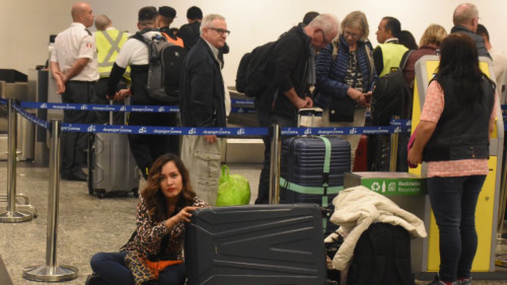Aeronáuticos iniciarán asambleas hoy a las 7