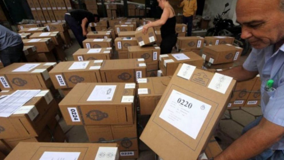 Cambiemos analiza si Vidal va con Macri o adelanta las elecciones