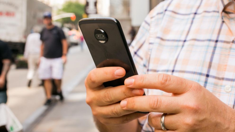 Por el "botón de baja", caen 30% los reclamos en telefonías