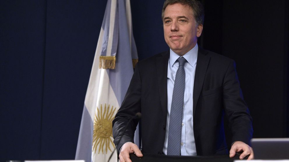 El Ministerio de Hacienda informó que, "en términos reales, el rojo financiero retrocedió 13,3%"