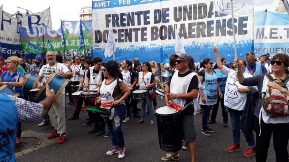 Docentes bonaerenses convocan a un nuevo paro para el próximo martes