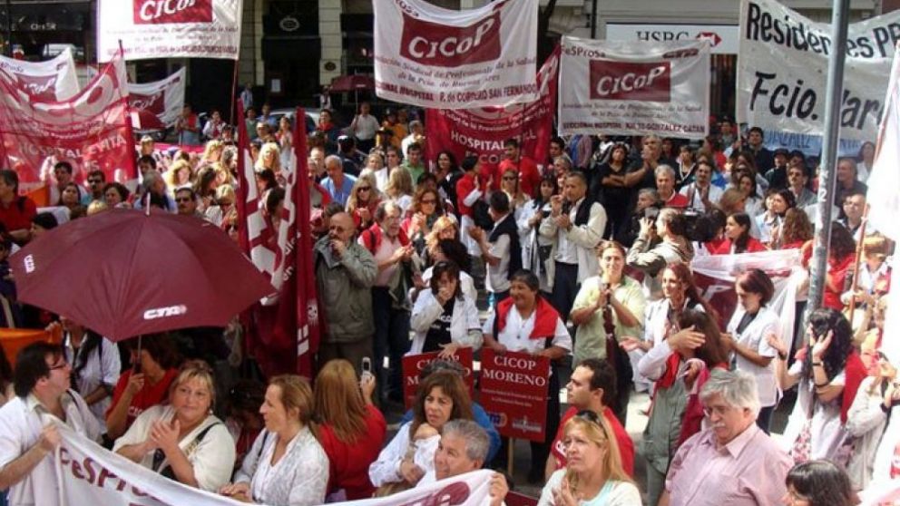 Tras 28 paros, los médicos bonaerenses aceptaron la oferta salarial del 32%