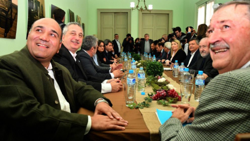 Las provincias afrontarán el costo político de equilibrar cuentas