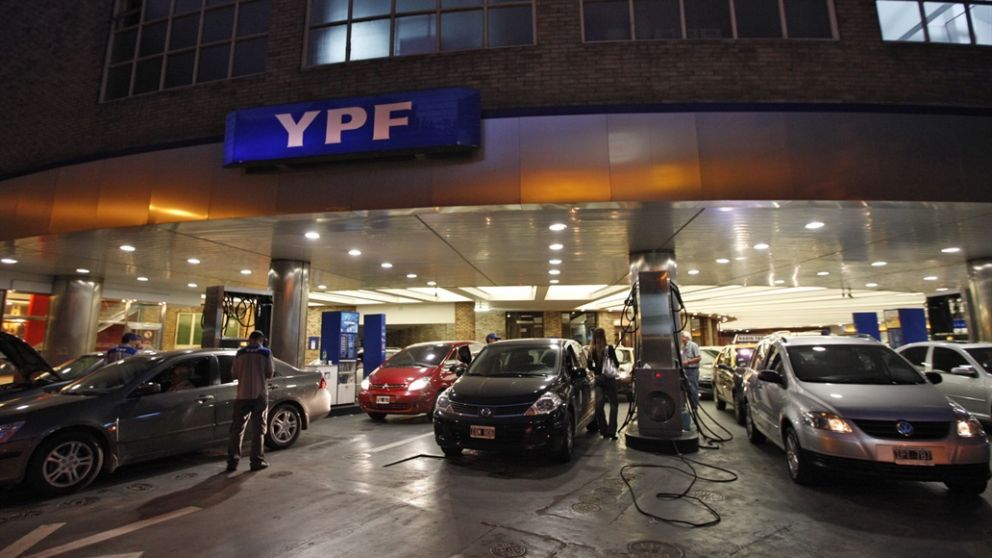 El mercado de combustibles refleja el efecto de la crisis macroeconómica