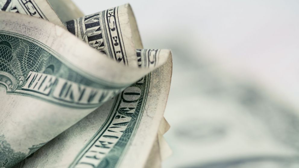 El dólar se estabiliza tras un mes de fuerte descenso