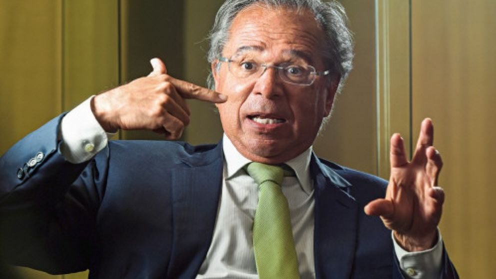 Guedes dijo que la prioridad de Bolsonaro es abrirse al mundo