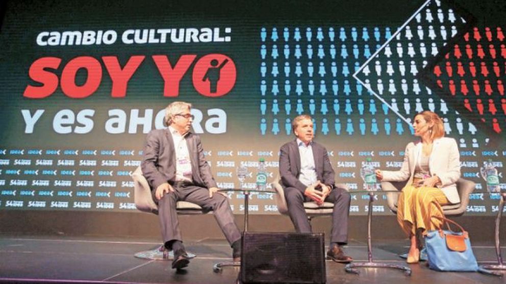 Dujovne mantendrá esos impuestos a pesar de los reclamos empresarios por los costos