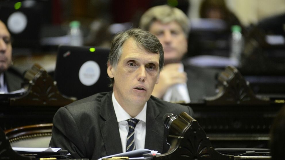 Pablo Kosiner: "Hay que aprobar el Presupuesto para no pedirle plata al Ministro de Econom�a todos los d�as"