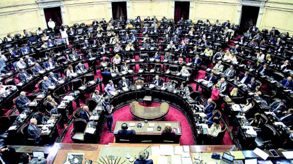 El oficialismo asegura que cuenta con los votos para aprobar el paquete el próximo miércoles