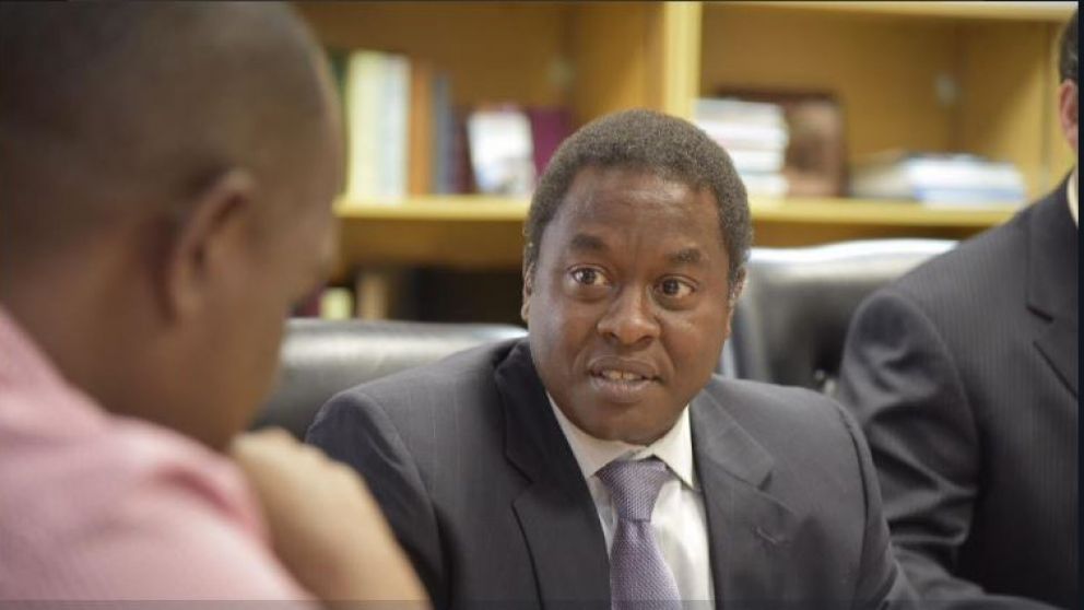 Un jamaiquino ocupará la oficina del FMI en Buenos Aires