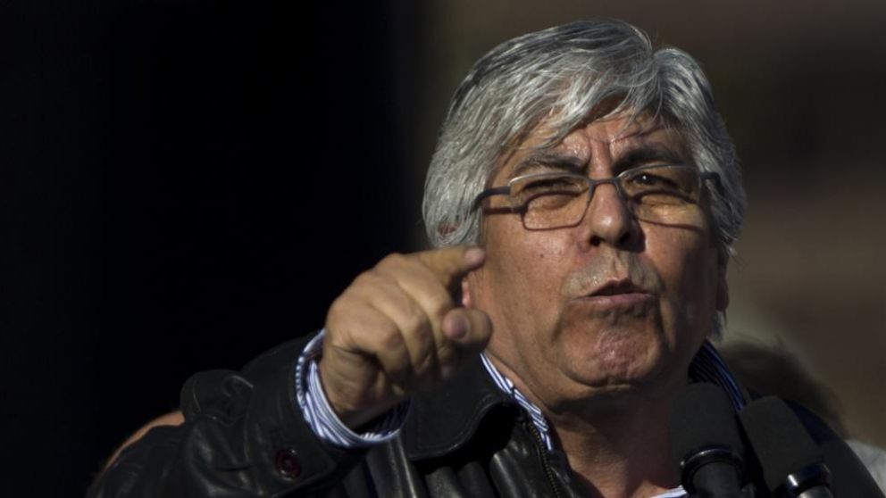 Hugo Moyano advirtió que "la gente va a reaccionar" si detienen a su hijo