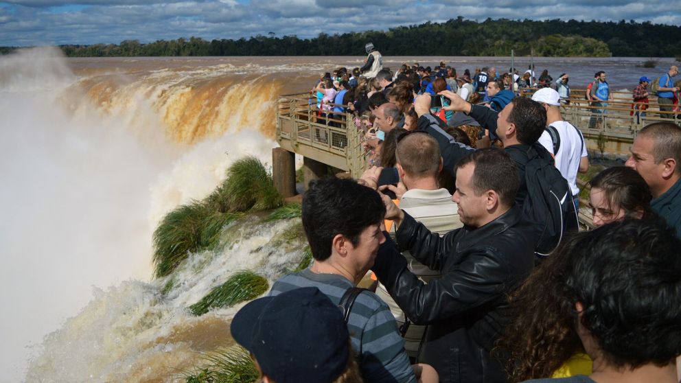 Las ventas por turismo cayeron más de 4% en el fin de semana largo