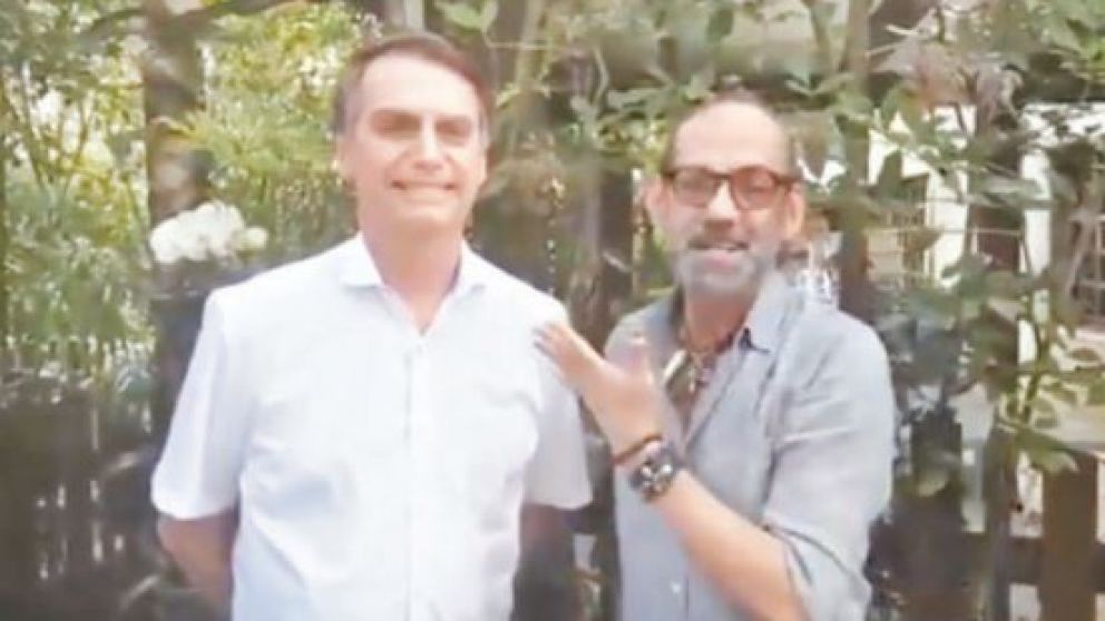 El candidato y el maquillador Lili Ferraz 