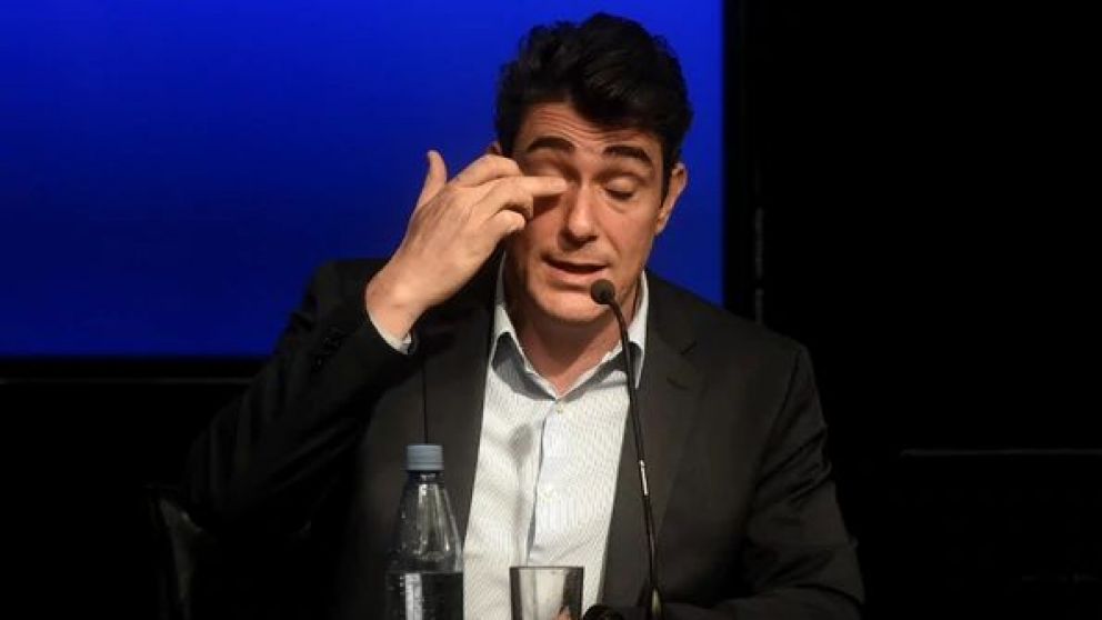 El Gobierno se había encolumnado detrás del secretario de Energía, Javier Iguacel