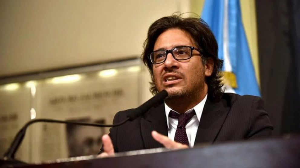Para Garavano, el cobro extra de gas "no es ilegal ni inconstitucional"