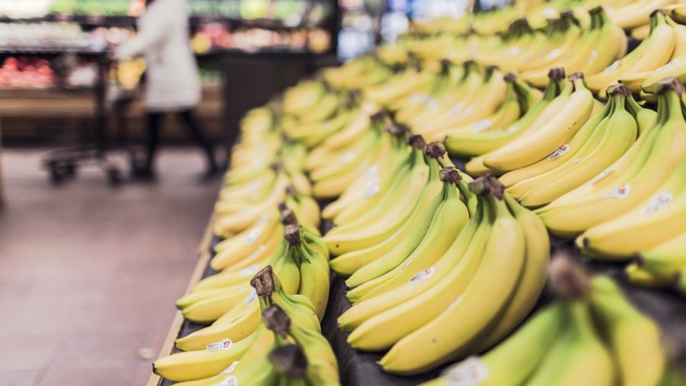 La canasta básica de alimentos subió casi 6% en septiembre con respecto a agosto