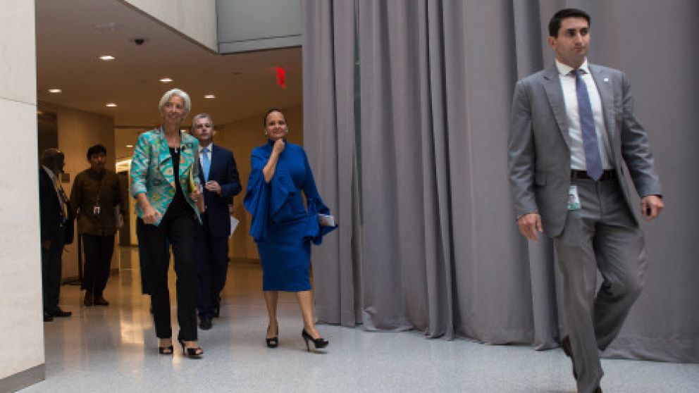 La titular del FMI marcó la distancia con la política que viene profundizando Donald Trump