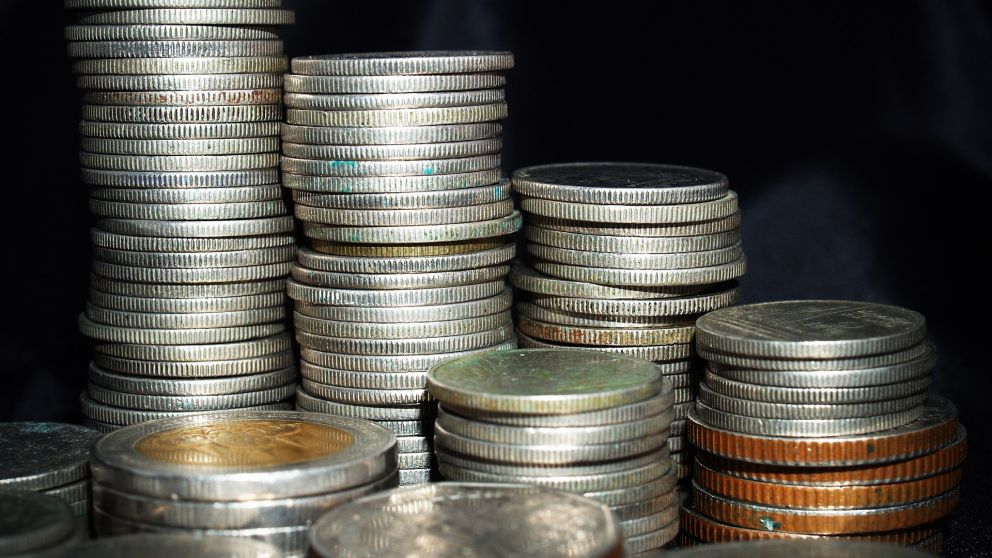 Economistas advierten que vienen "dos o tres días" de volatilidad en el dólar