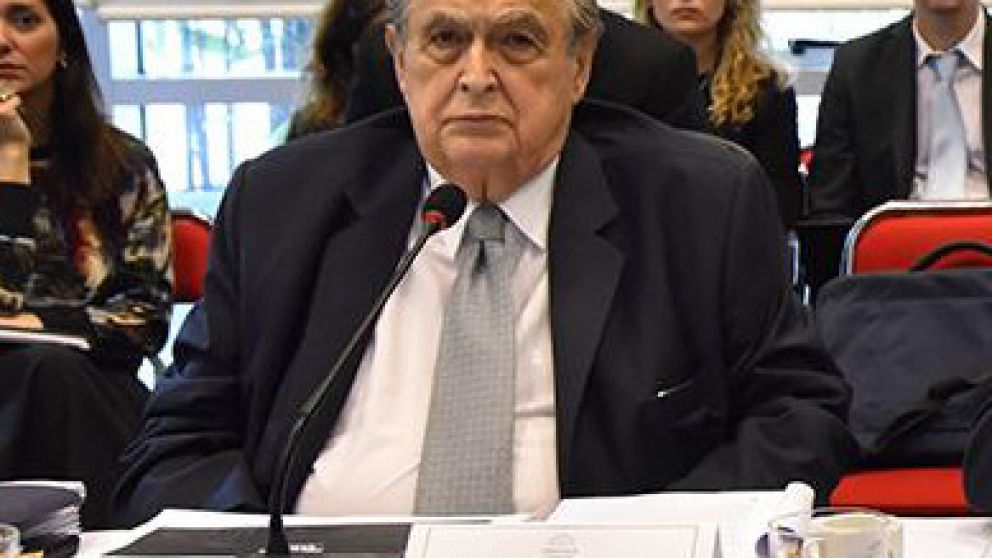 Makon, titular de la Oficina de Presupuesto, presidió la reunión