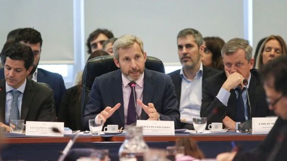 Frigerio defendió la pauta de inflación del 23% y un dólar $40,1 para 2019