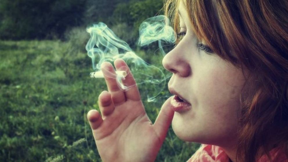 Suspenden una ley que regulaba el precio de los cigarrillos