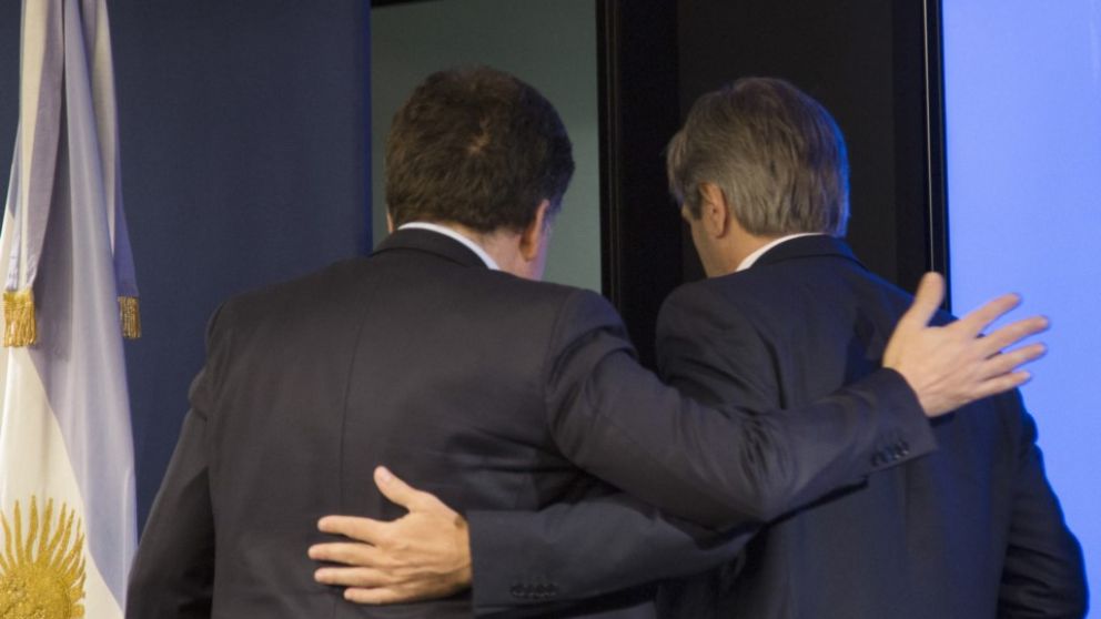 Caputo y Quirno, oficialmente afuera del Central