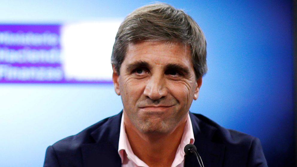 Una de las fotos más emblemáticas de la gestión de Luis Caputo