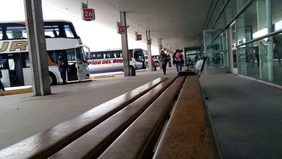 El fin de semana podría haber paro de micros larga distancia