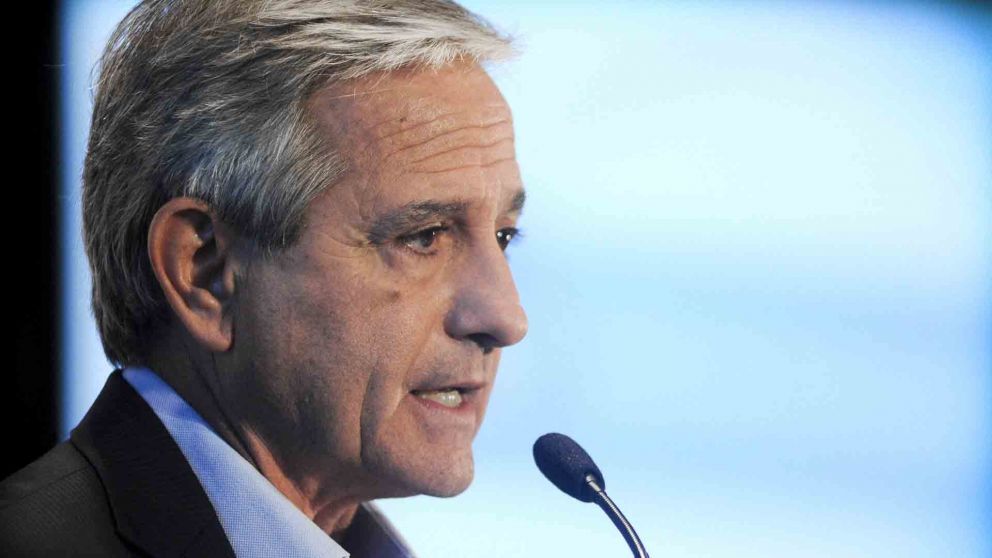 El Gobierno vuelve a la carga con los retiros voluntarios en el Estado