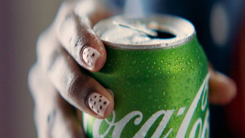 Coca-Cola estudia desarrollar una bebida con un compuesto del cannabis