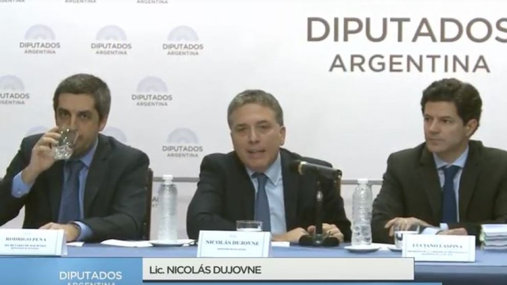 Dujovne presentó el Presupuesto 2019 y pidió acompañamiento al Congreso