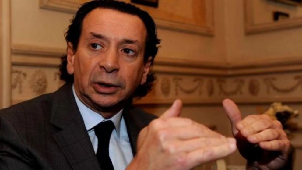 Sica señaló que "el mercado" es "Wall Street, las pymes y Doña Rosa"