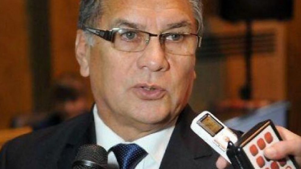 Descalzo recibirá el miércoles a sus pares para evaluar la situación