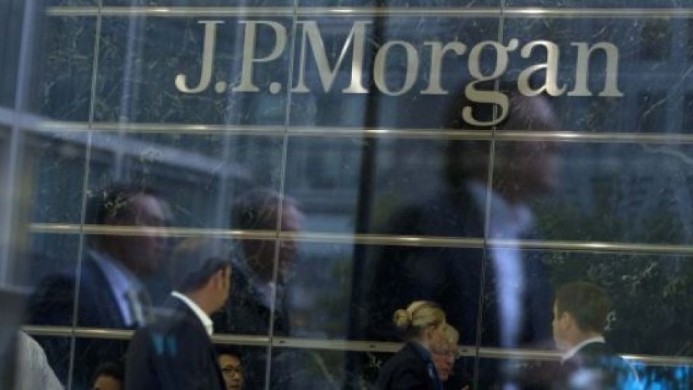 El Riesgo País cae 5% a 744 puntos