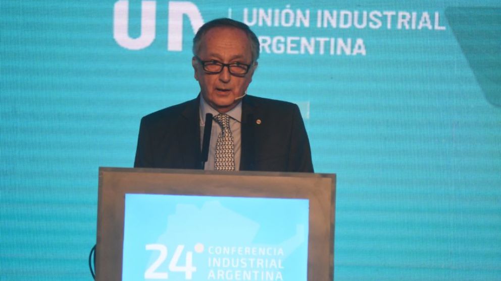 Acevedo afirm� que la cadena de pagos est� "totalmente destruida"