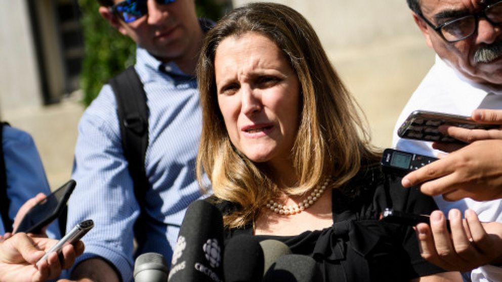 Chrystia Freeland confi� en que hubiera �conversaciones constructivas� entre ambas partes
