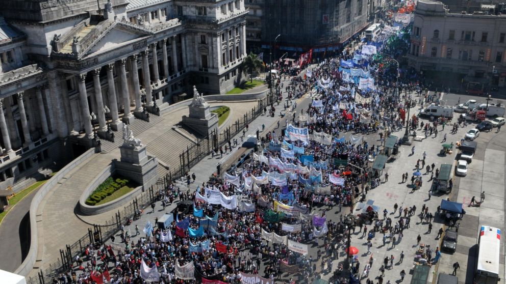Los docentes universitarios aceptaron la propuesta salarial del Gobierno