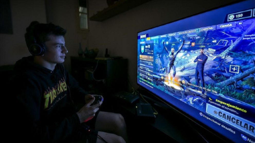 Desde las consolas se puede comprar nuevas herramientas para avanzar en los juegos
