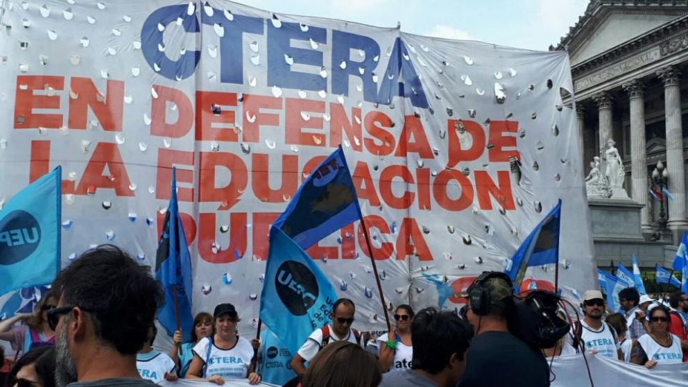 CTERA convocó a un paro nacional docente