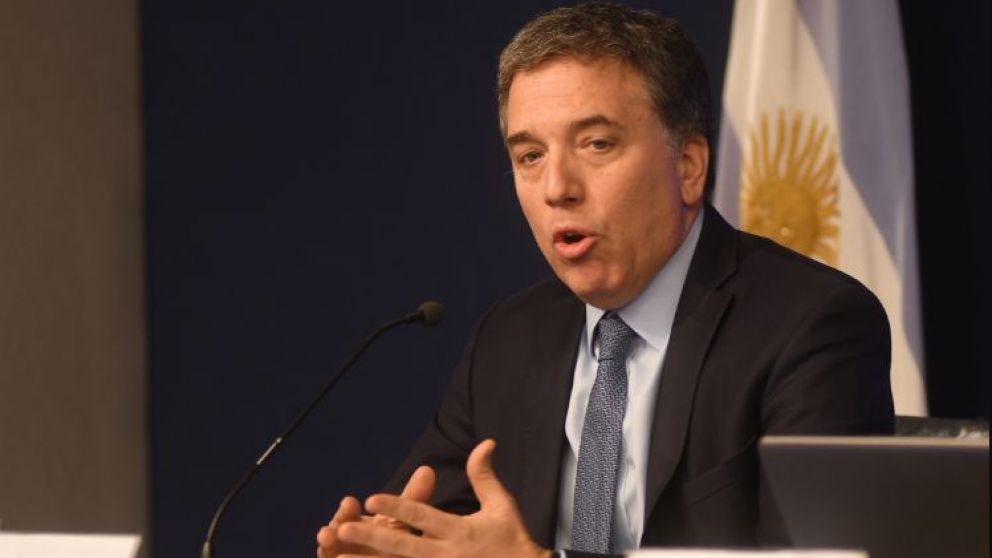 El ministro de Hacienda anunció que se generalizan los derechos a la exportación para buscar el déficit cero en 2019