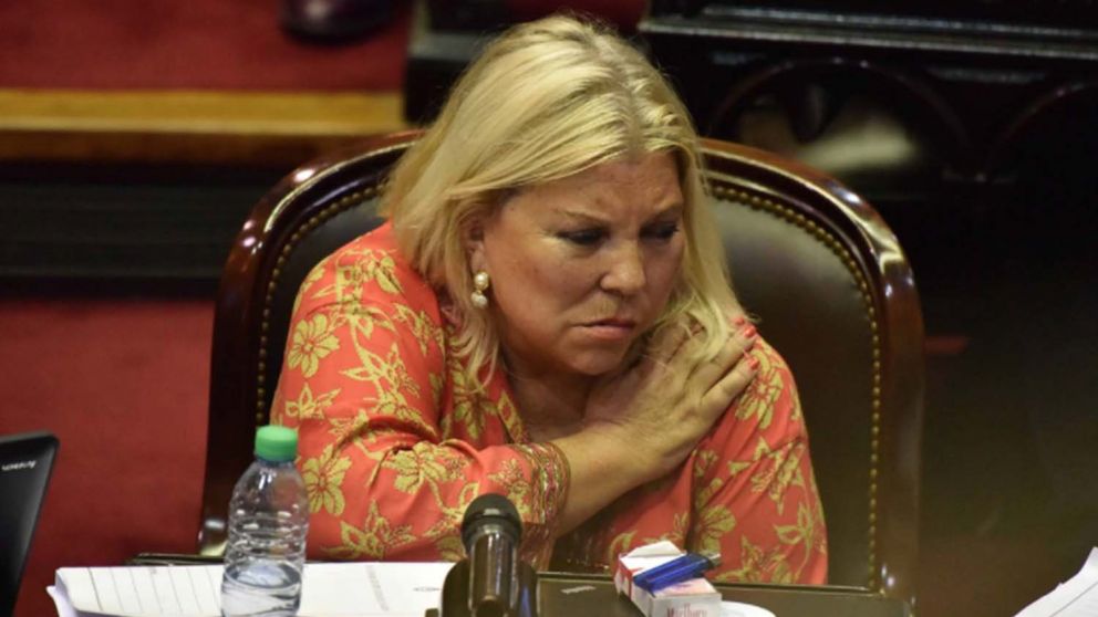 Carrió: "Los mejores funcionarios son Quintana y Lopetegui"