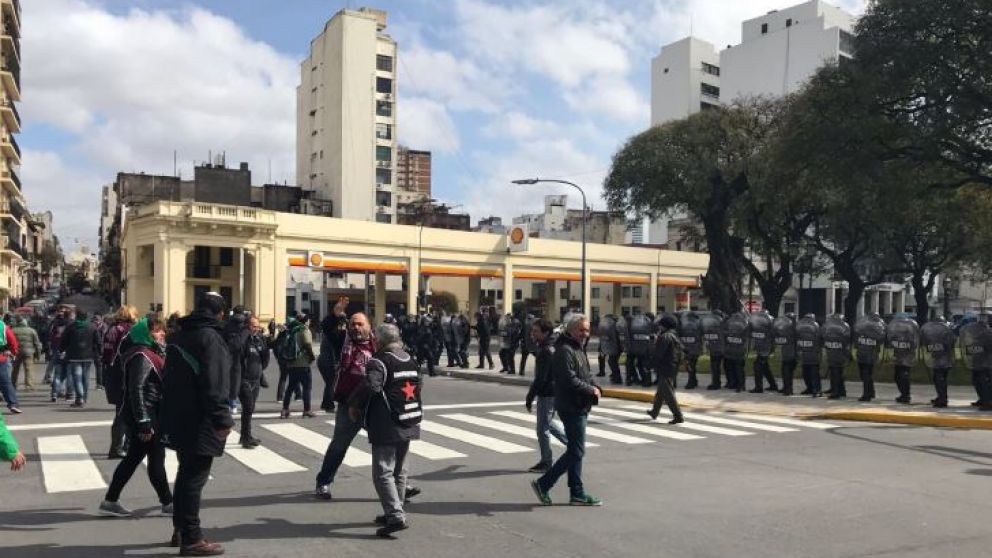 Más de 500 despidos e incidentes en el Ministerio de Agroindustria