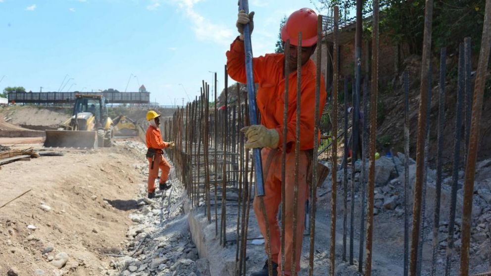 Empleo en la construcción registró incremento de casi 3% en junio