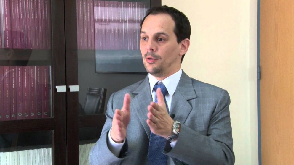 Spotorno afirmó que la economía seguirá inestable porque "las defensas están bajas"