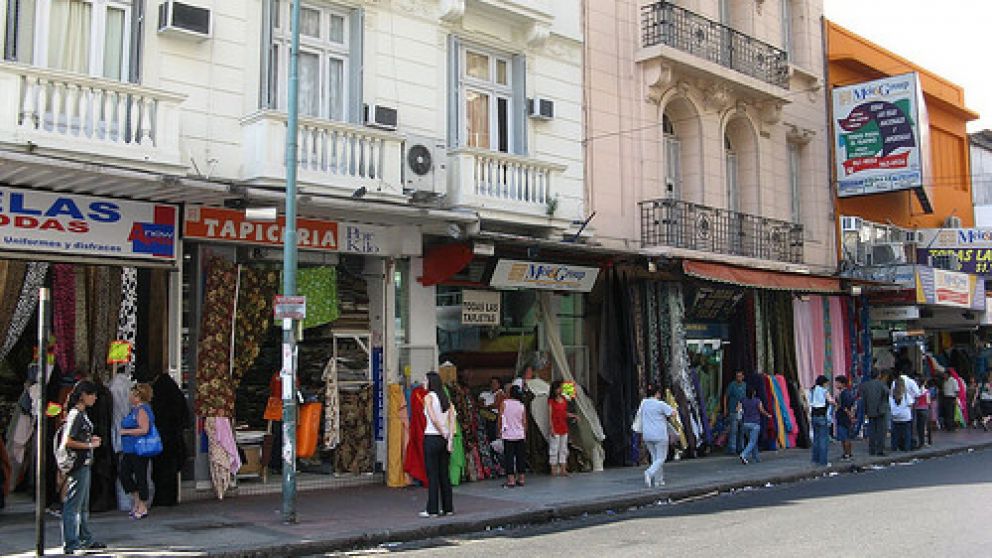 Medidas antiinflacionarias incidieron en la caída del consumo y retrajeron la actividad económica