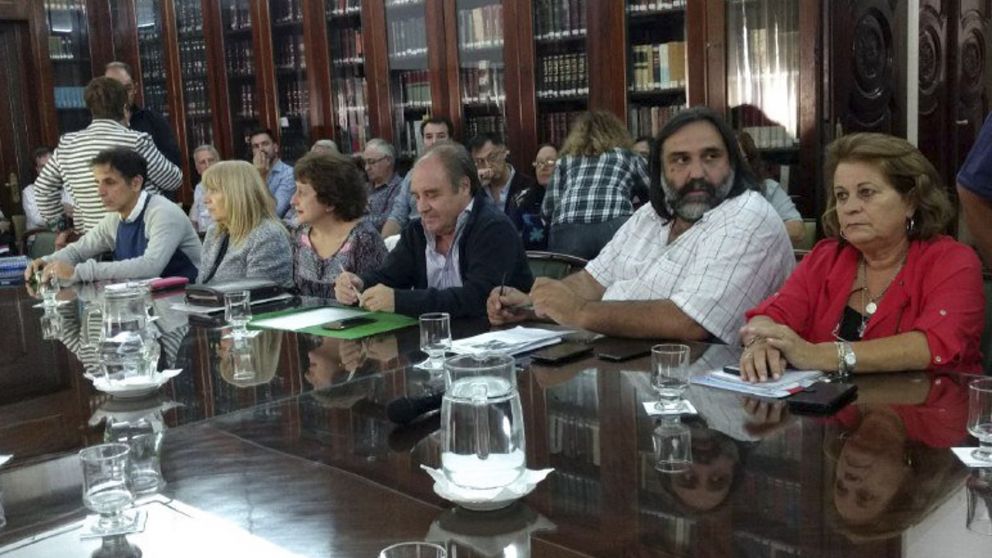 Los docentes van a paro en rechazo a la propuesta de Vidal